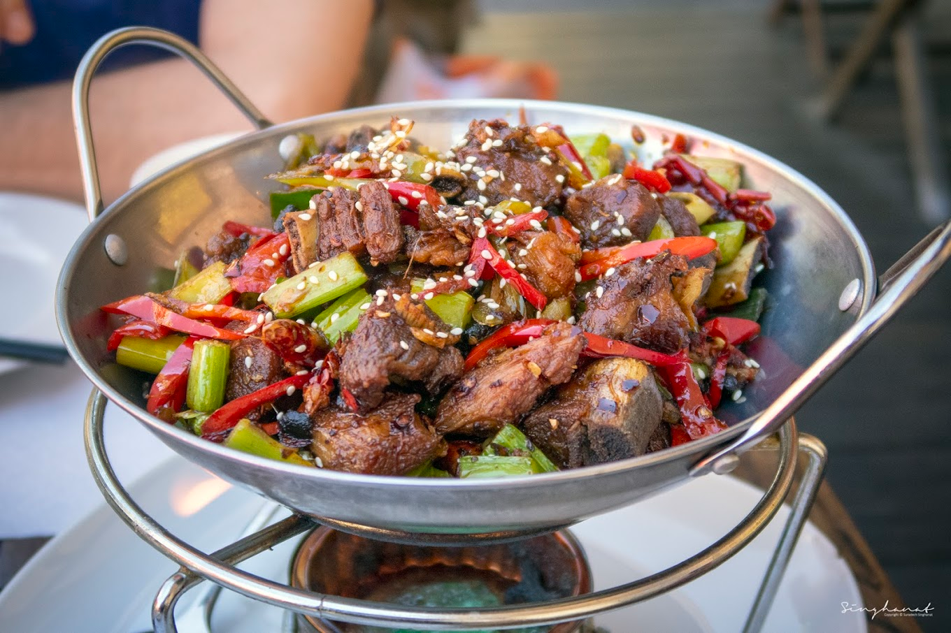 Bœuf sauté épicé au wok